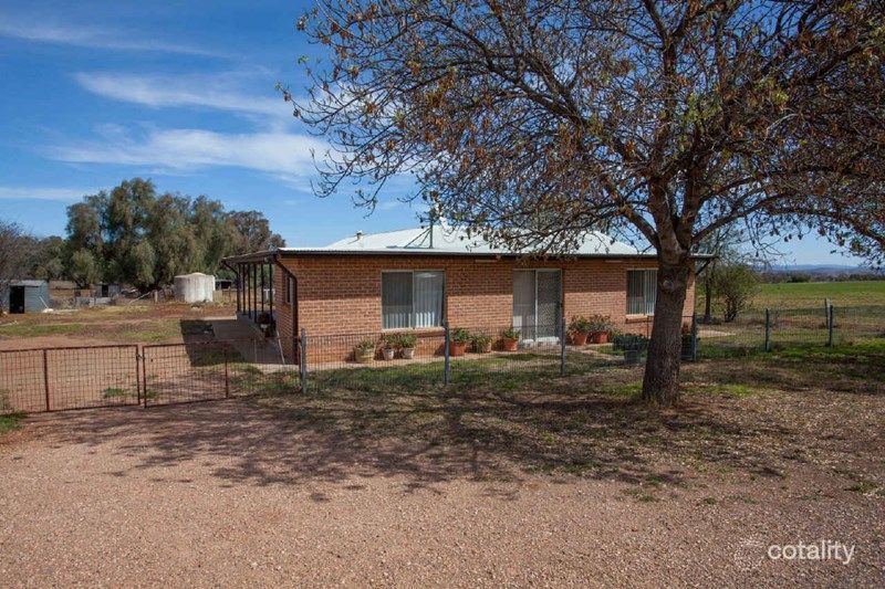 42 Isali St, Bodangora, NSW 2820