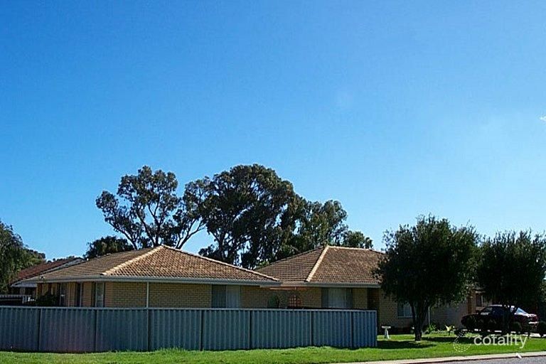 1a Logan Pl, Spalding, WA 6530