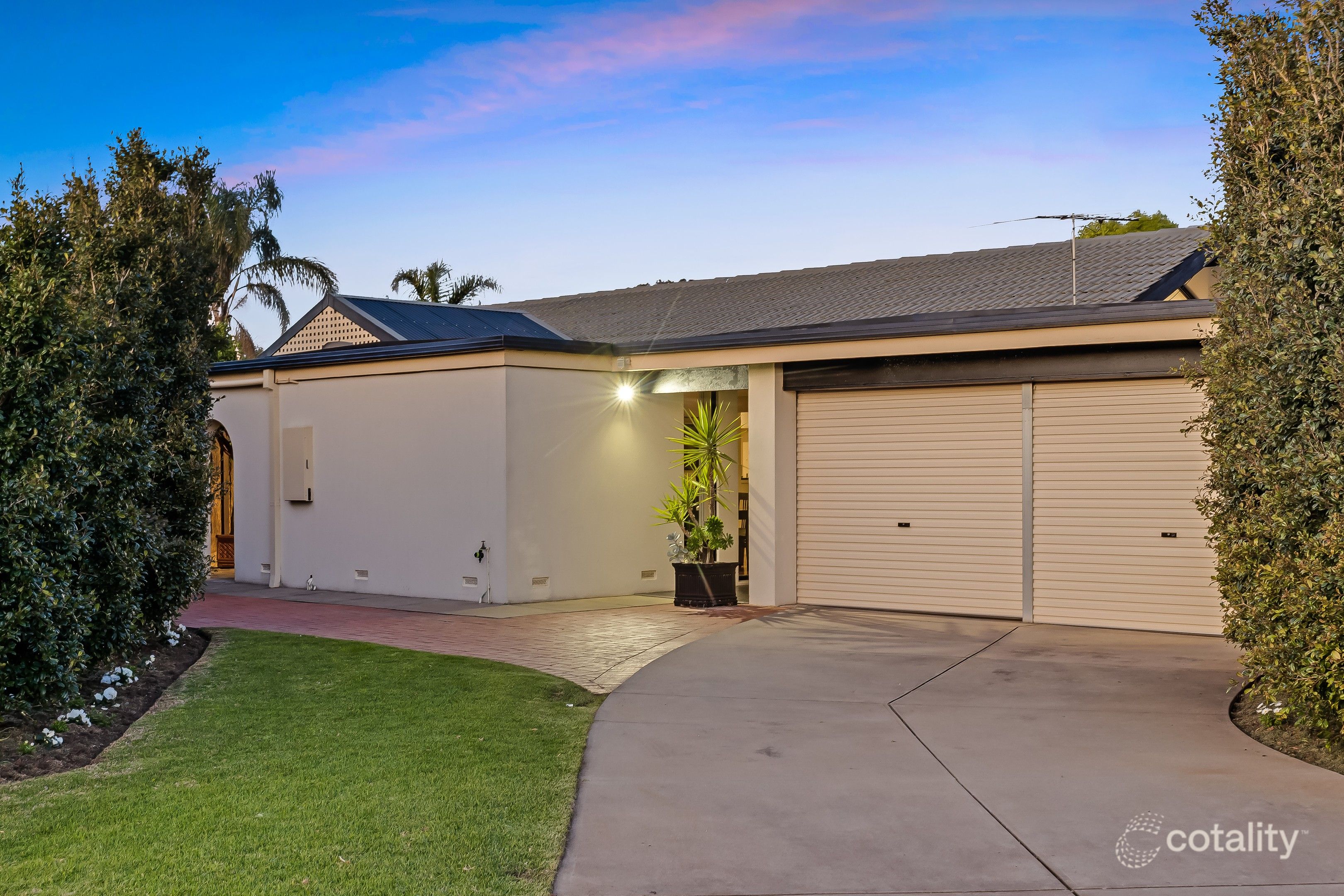 9 Swan Ct, West Beach, SA 5024
