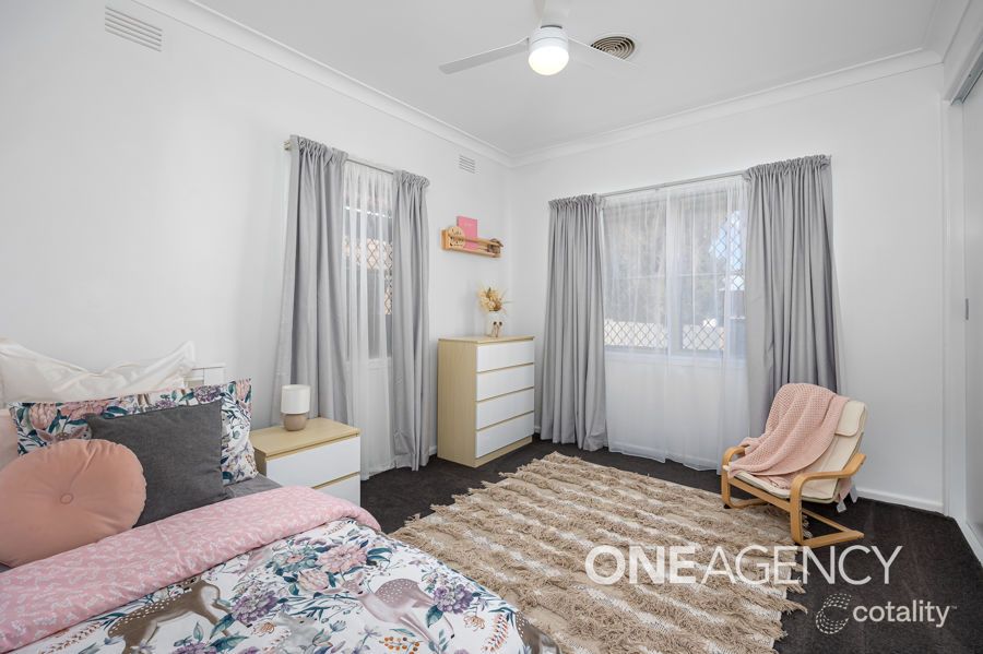 24 Macarthur St, Ashmont, NSW 2650