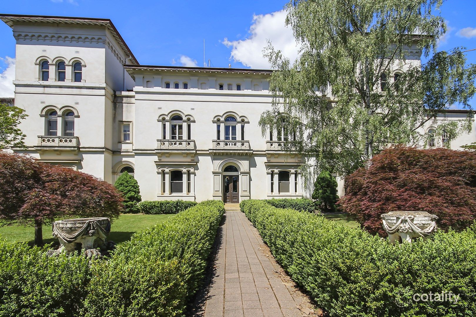 1 Albert Rd, Chiltern, VIC 3683