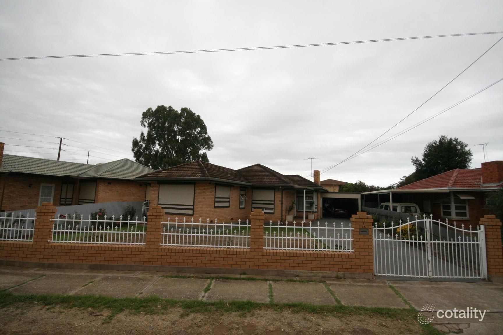 35 Lamont St, Renown Park, SA 5008