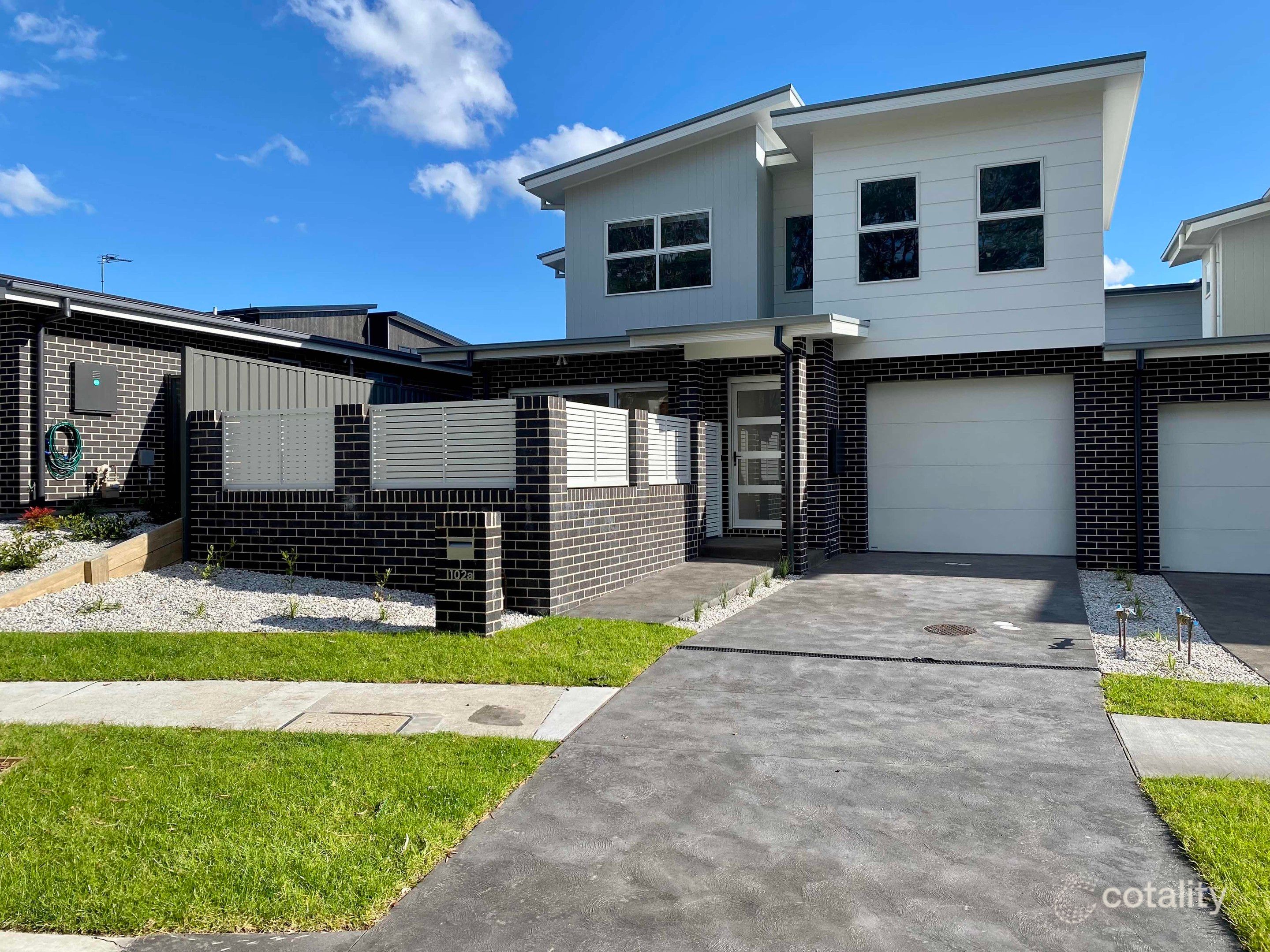 102a Crest Rd, Albion Park, NSW 2527