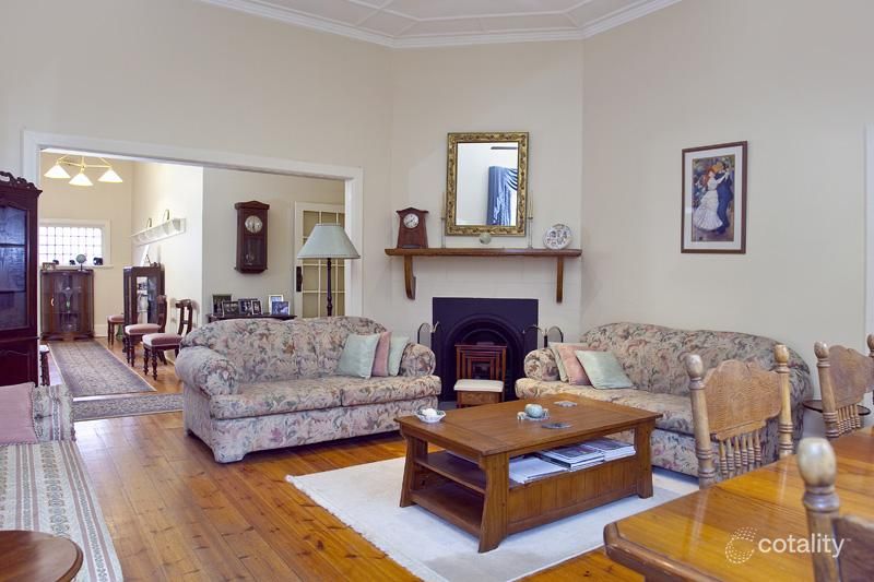 15 Gurrs Rd, Beulah Park, SA 5067