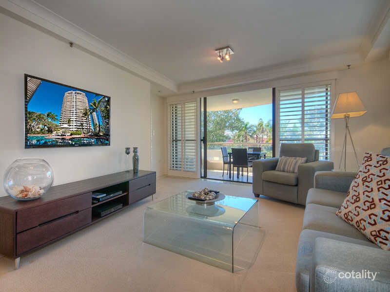 11/3 Cunningham Ave, Main Beach, QLD 4217