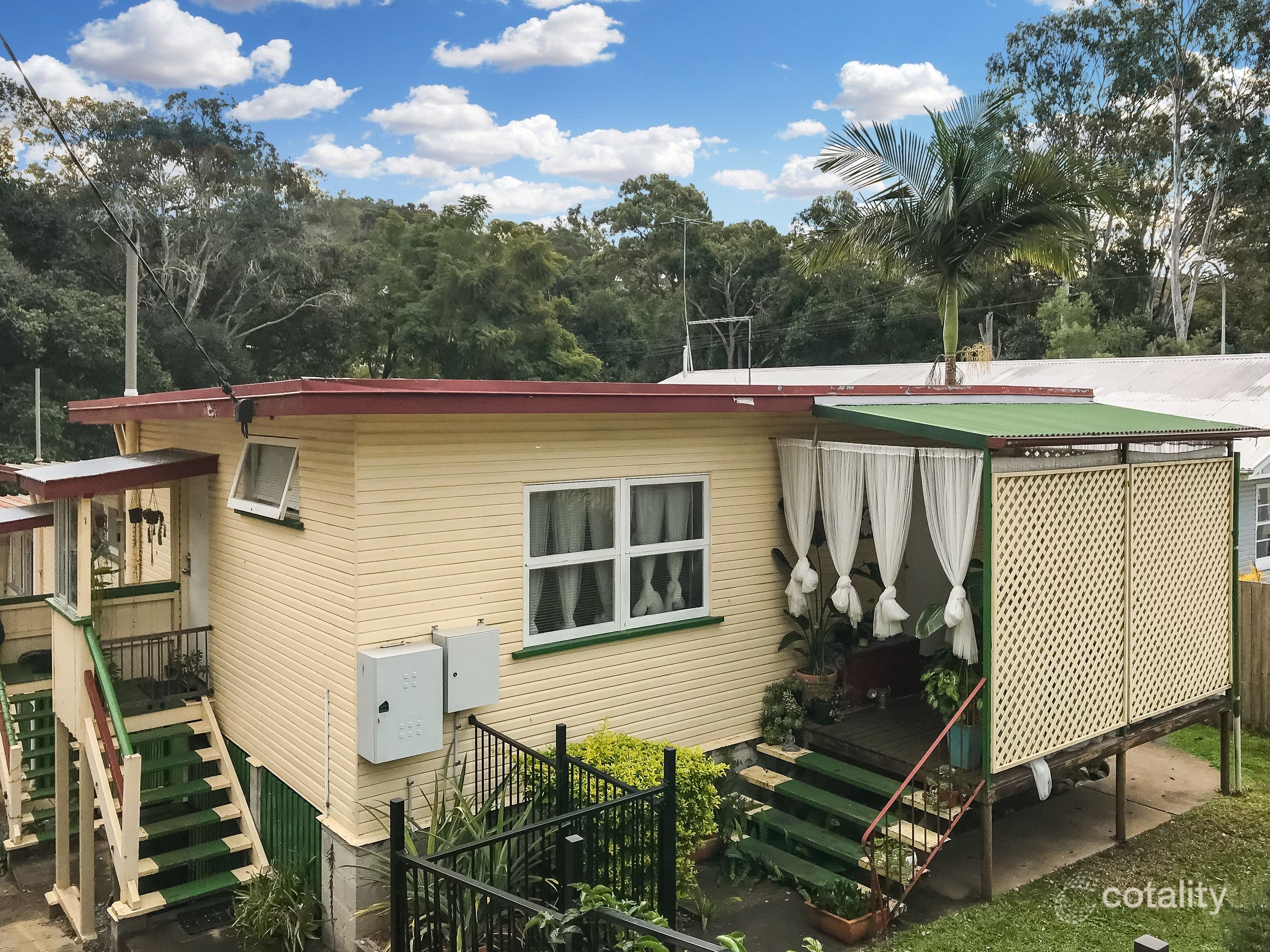 1/3 Burnham Rd, Bardon, QLD 4065