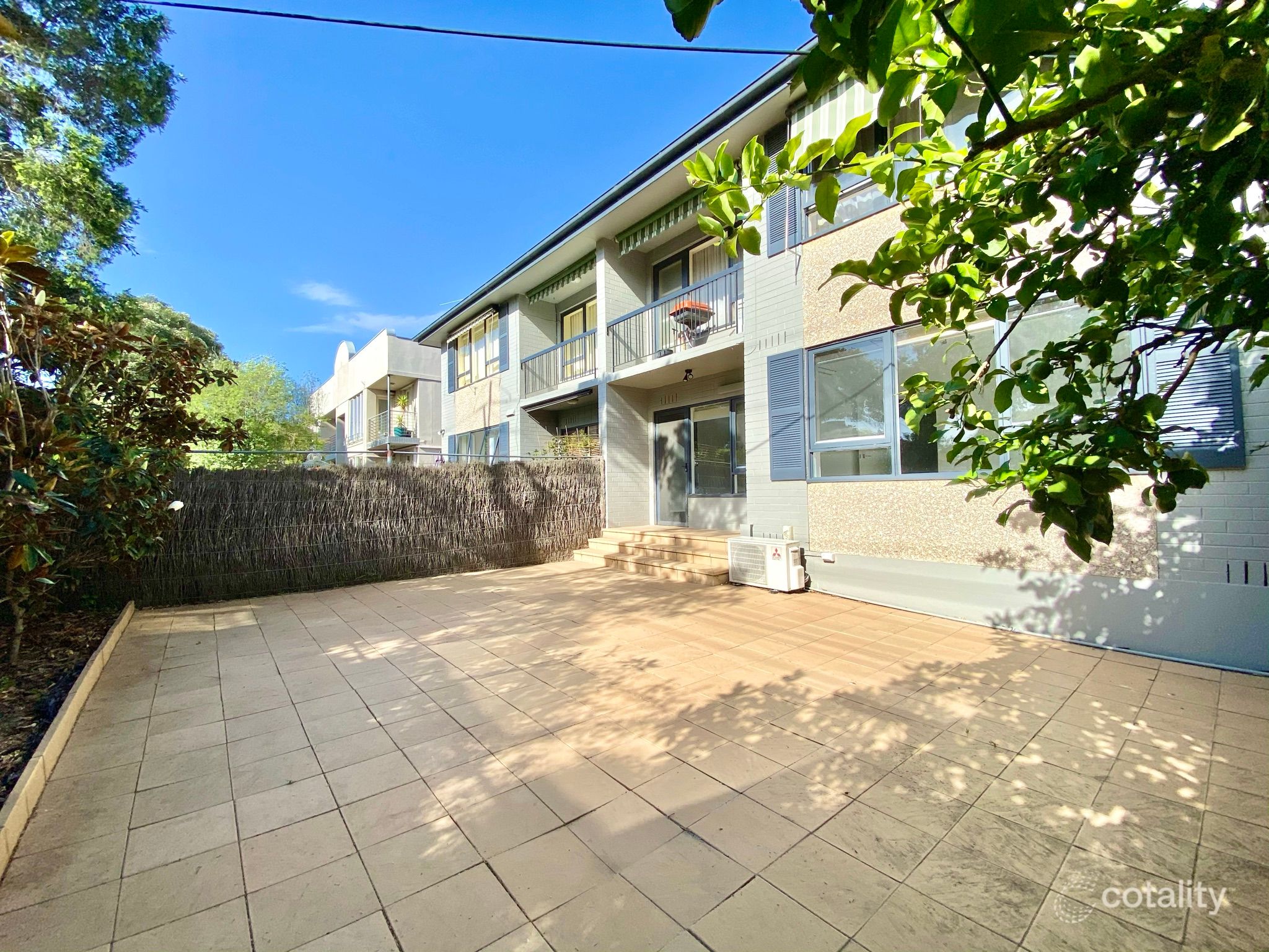 2/15 Masters St, Caulfield, VIC 3162
