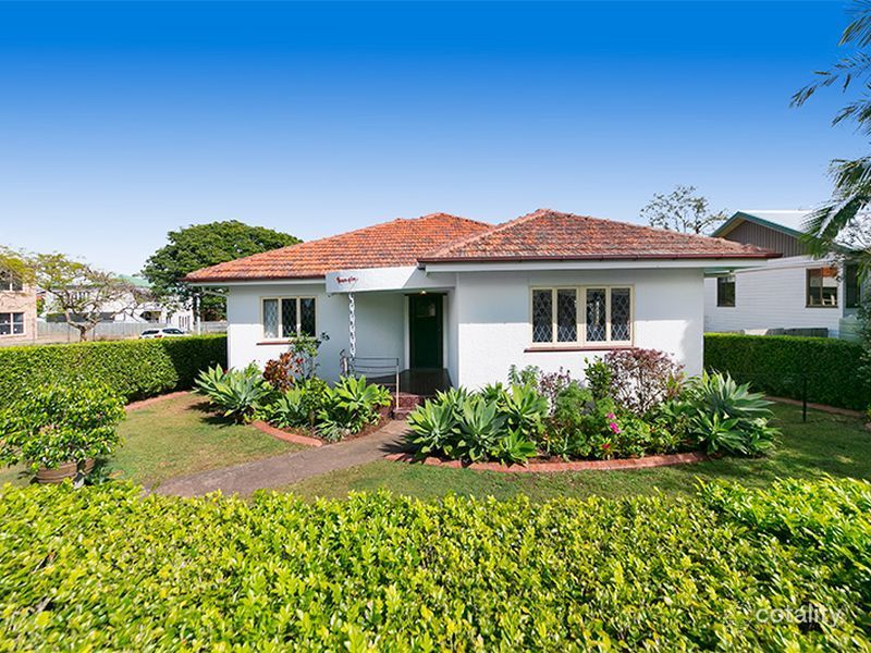 11 Orcades Rd, Yeronga, QLD 4104