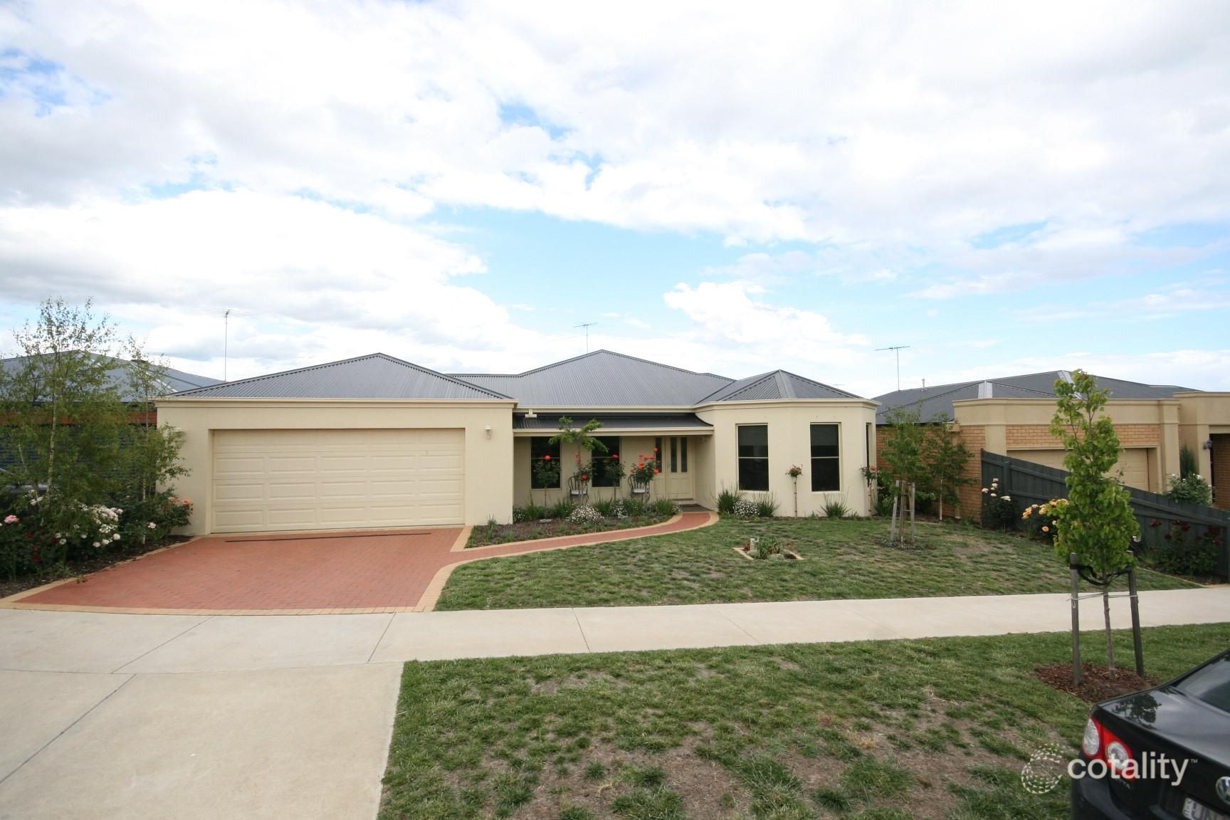 8 Tierney Ct, Highton, VIC 3216