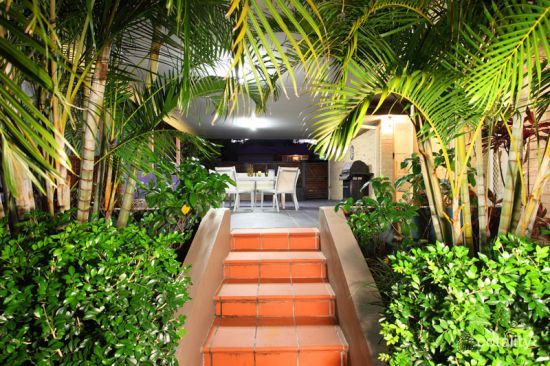 66 Lancaster Cct, Stretton, QLD 4116