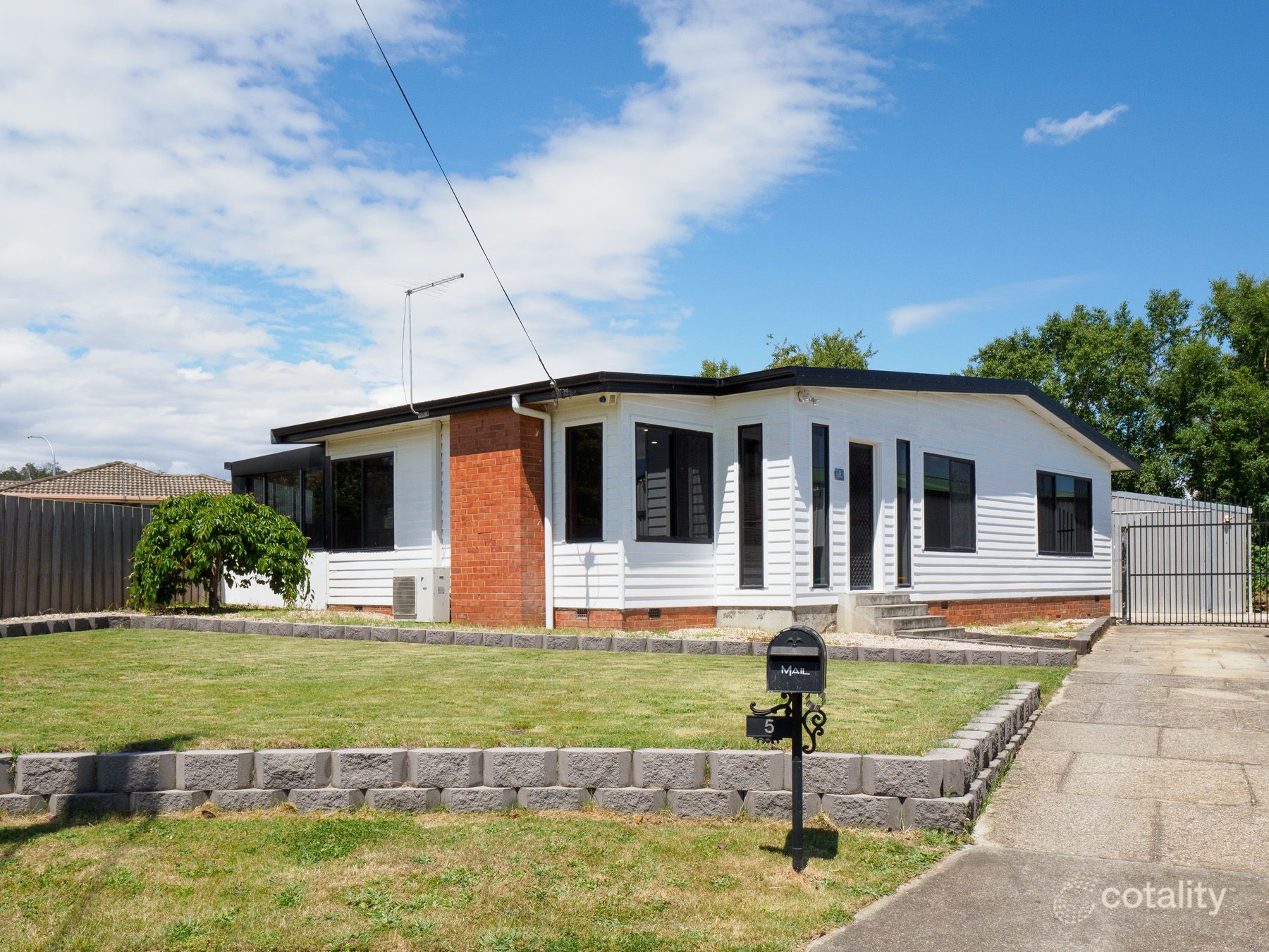 5 Cavell Pl, Ravenswood, TAS 7250