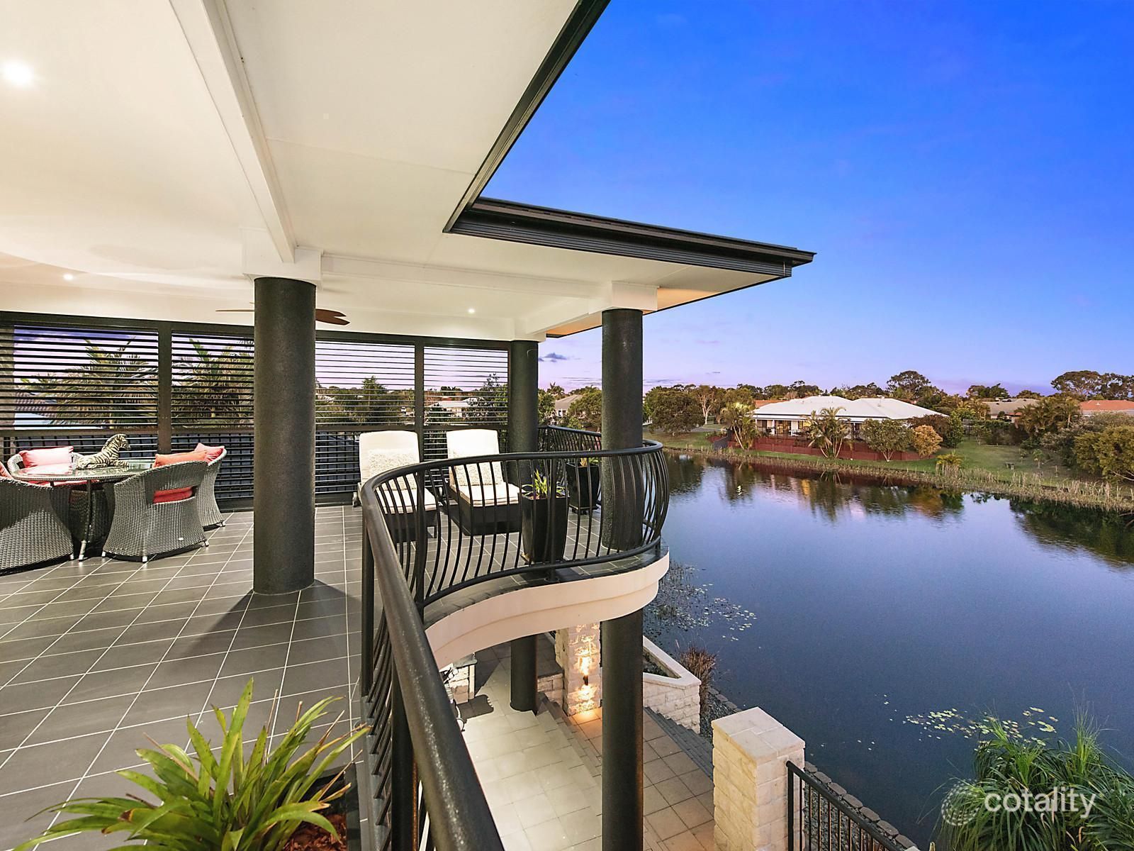17 Scartree St, Pelican Waters, QLD 4551