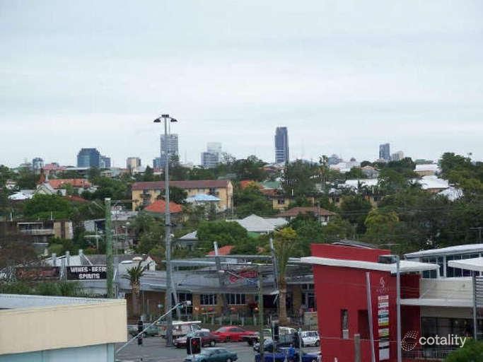 6/30 Shrapnel Rd, Cannon Hill, QLD 4170