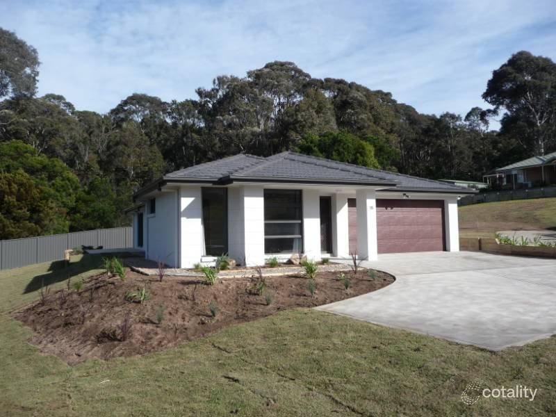 18 Yabbarra Dr, Dalmeny, NSW 2546