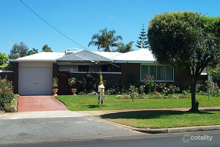 222 Broun Ave, Embleton, WA 6062