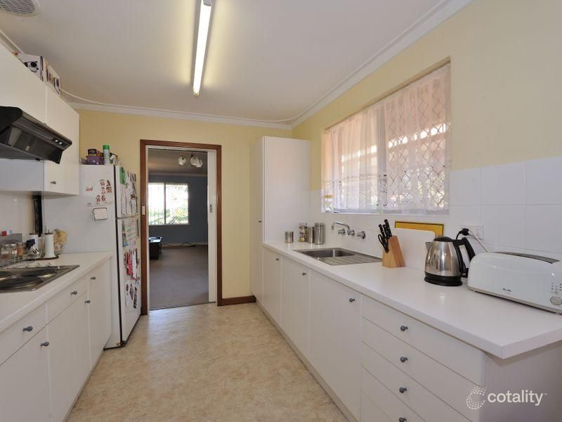 13 Mulligan Way, Orelia, WA 6167