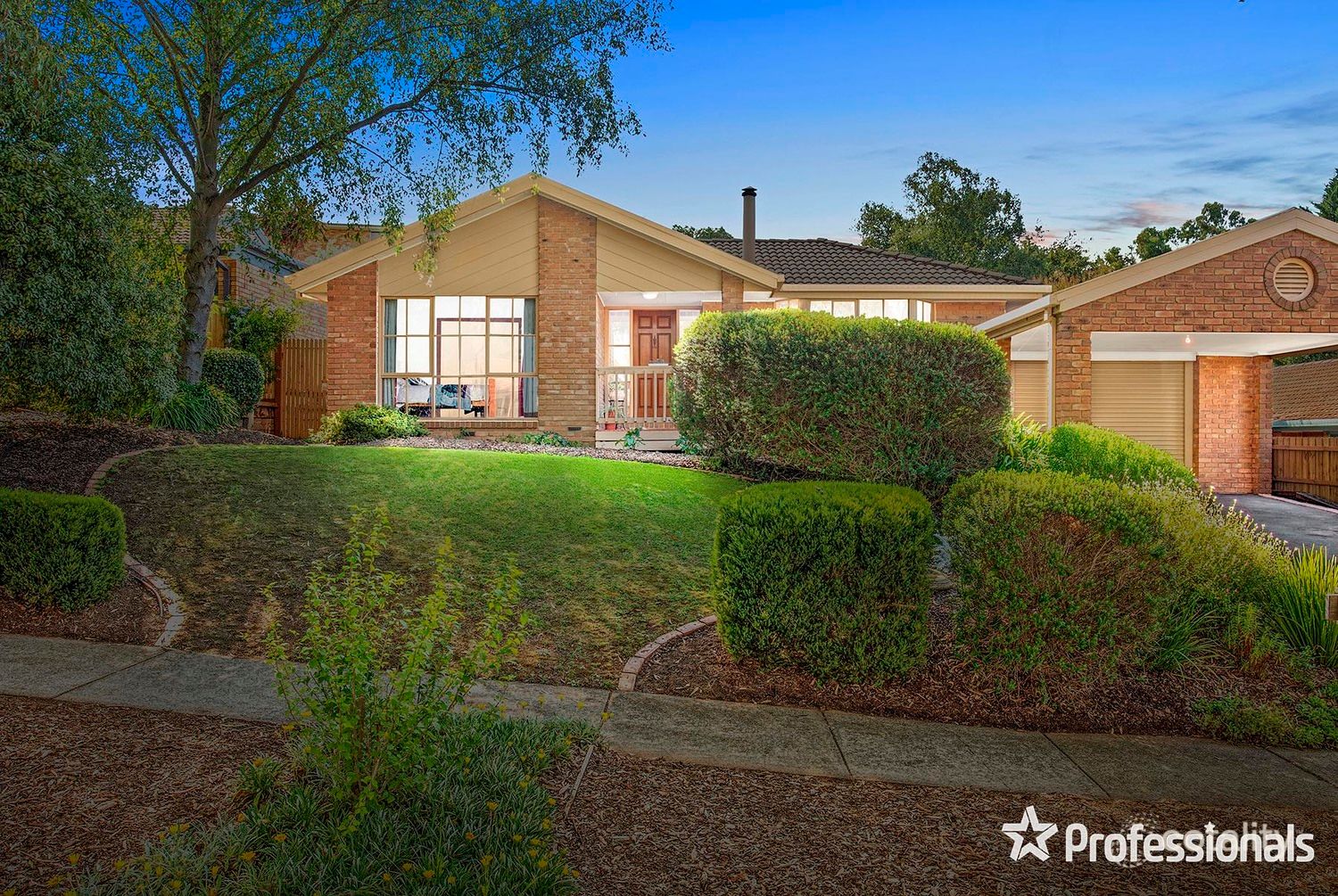 124 Lakeview Dr, Lilydale, VIC 3140