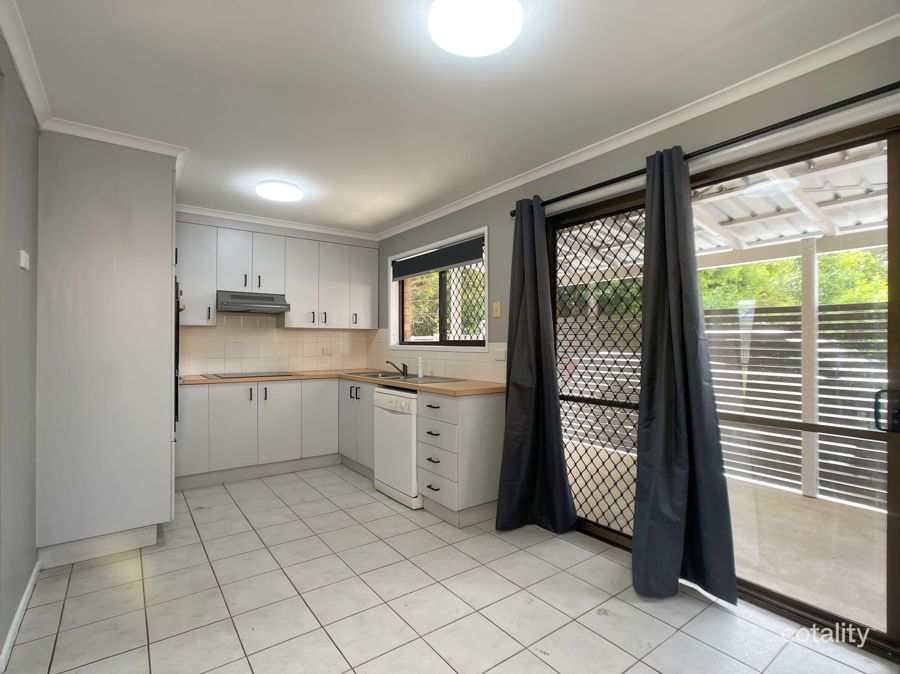 1/4 Oaklands Dr, Caboolture South, QLD 4510