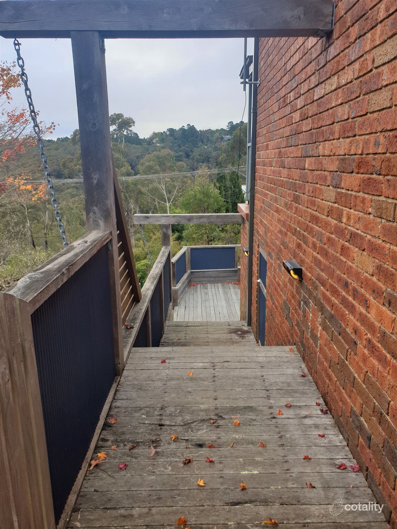 24 Glenview Rd, Wentworth Falls, NSW 2782