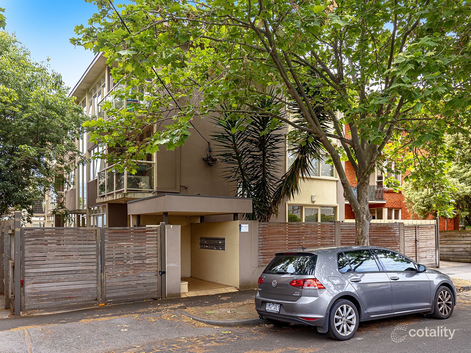 1/10 Austin Ave, Elwood, VIC 3184