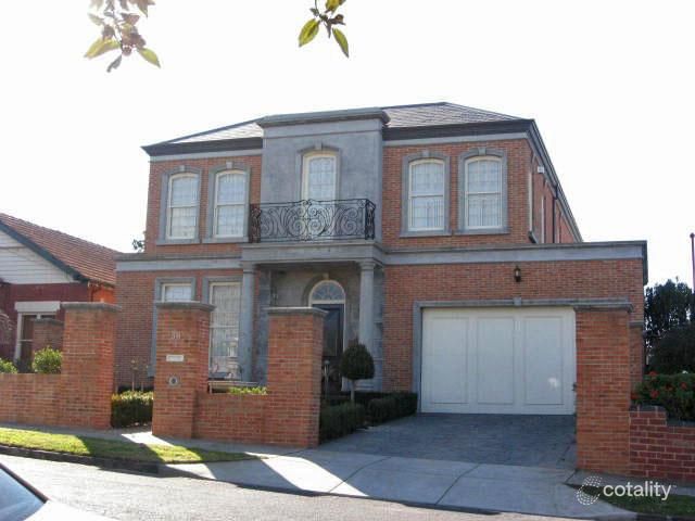 38 Braemar St, Essendon, VIC 3040
