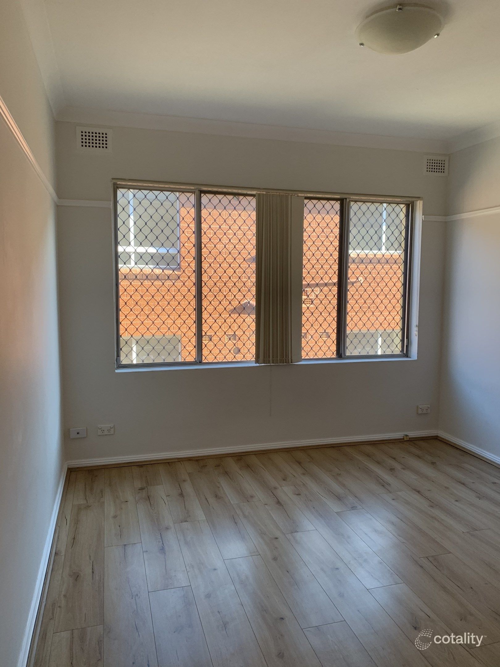 2/112 Rossmore Ave, Punchbowl, NSW 2196