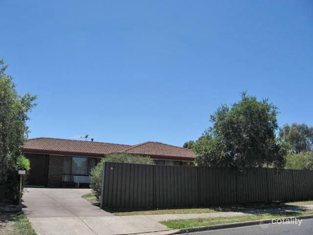 36 Niemeyer Cres, St Agnes, SA 5097