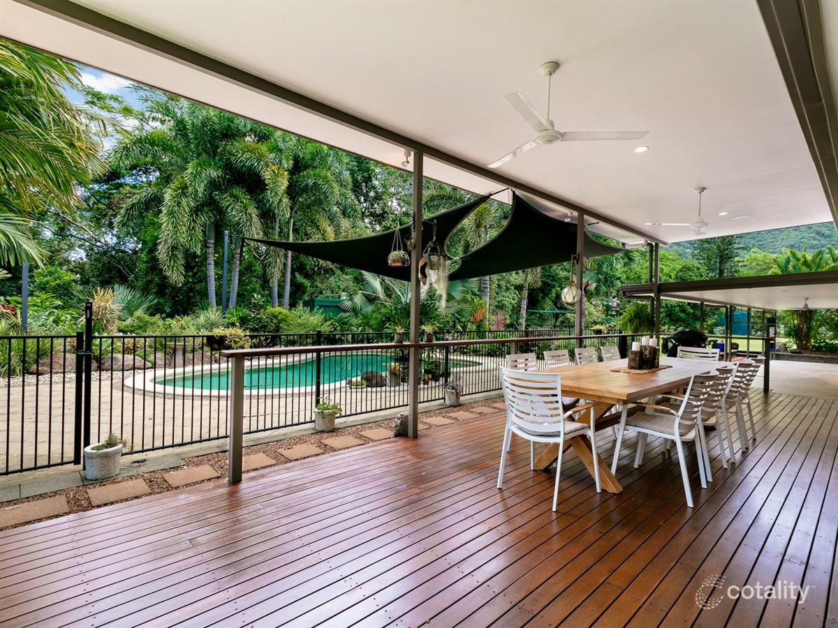 2 Sapphire Cl, Bayview Heights, QLD 4868