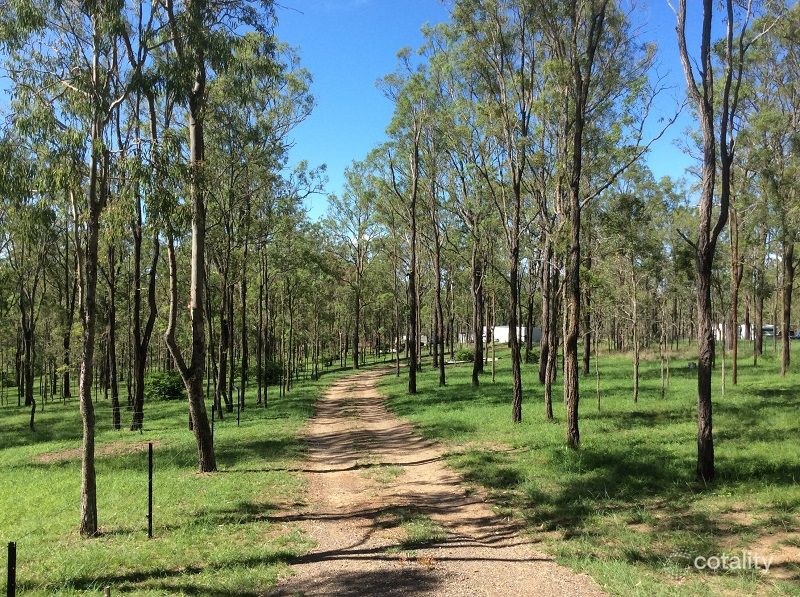 65 Braziers Rd, Runnymede, QLD 4615