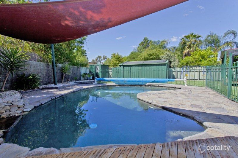 7 Hotham Cct, Thurgoona, NSW 2640