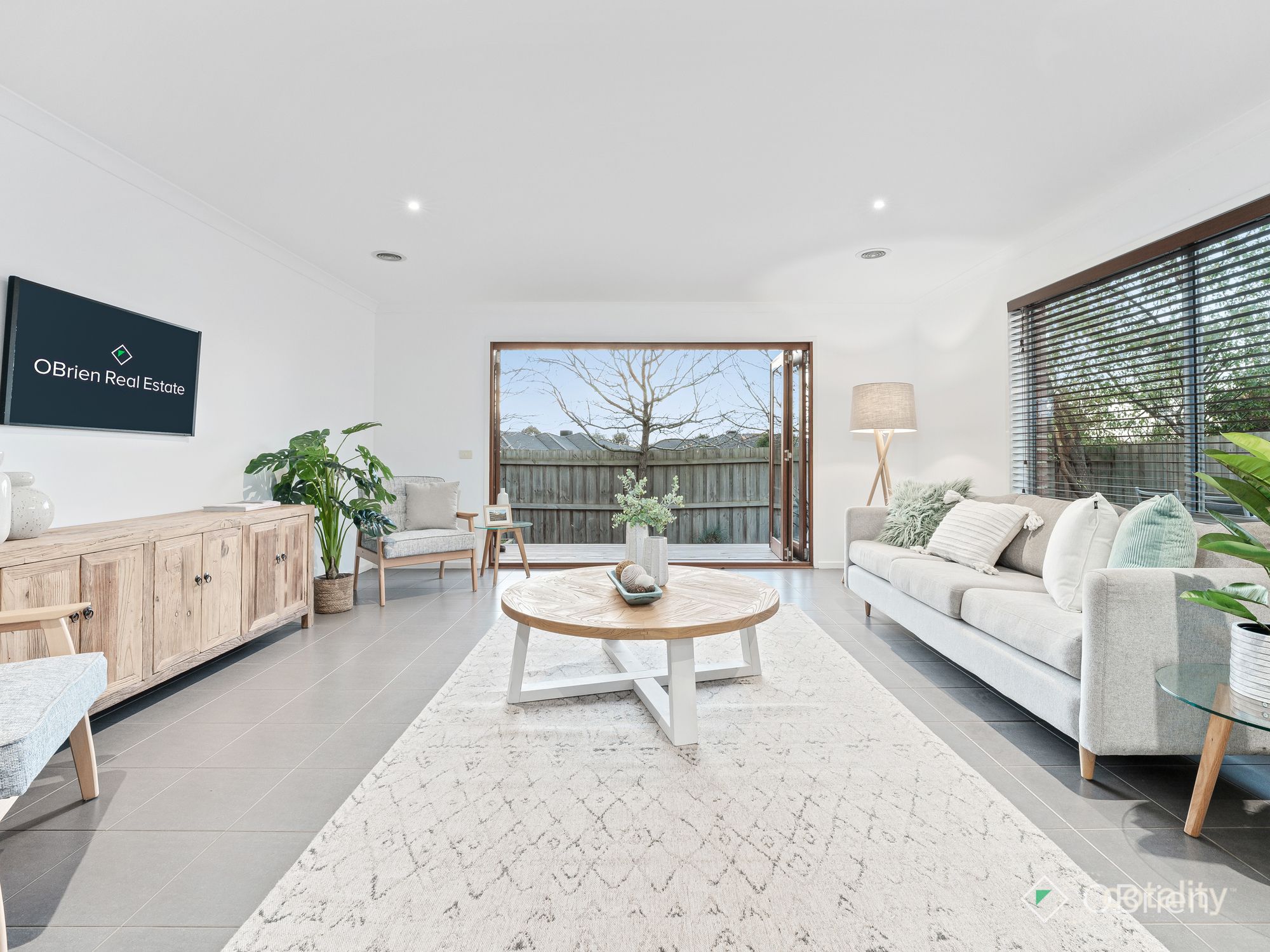 12 St Austell Ct, Skye, VIC 3977