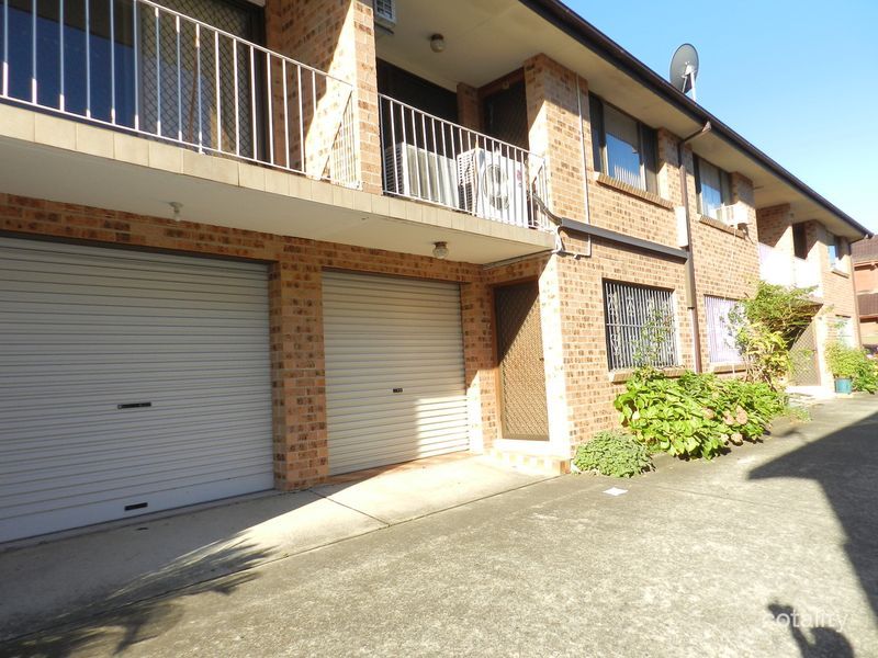 2/2-4 Maple St, Cabramatta, NSW 2166