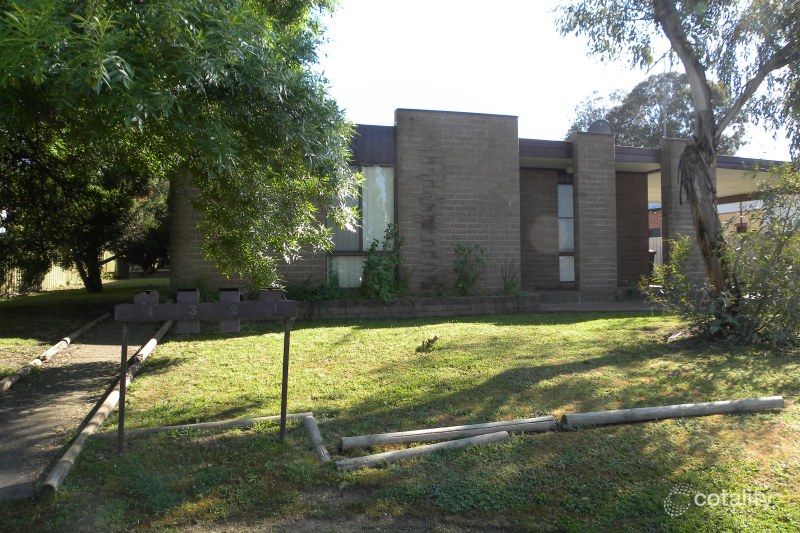 167 Nasmyth St, Young, NSW 2594