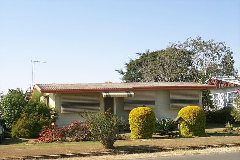 19 Arnold St, Kepnock, QLD 4670