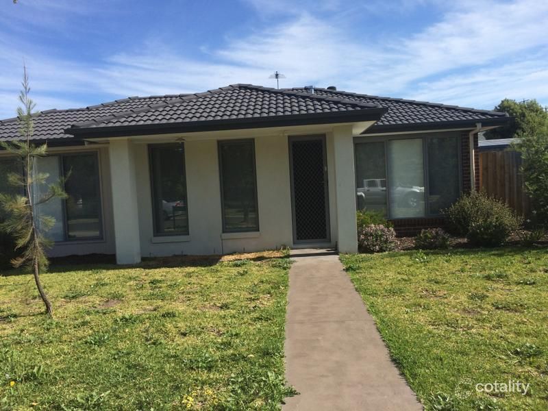 1/12 William Rd, Carrum Downs, VIC 3201