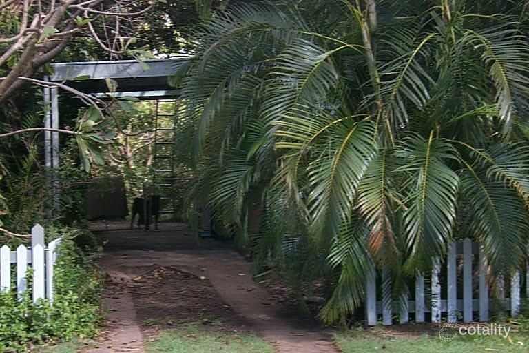 13 Dyer St, Pallarenda, QLD 4810