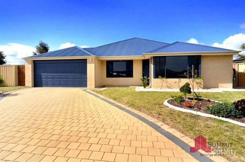 22 Carbine Loop, Millbridge, WA 6232