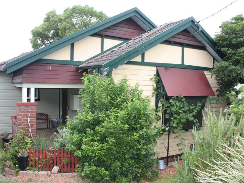 11 Edith St, Waratah, NSW 2298