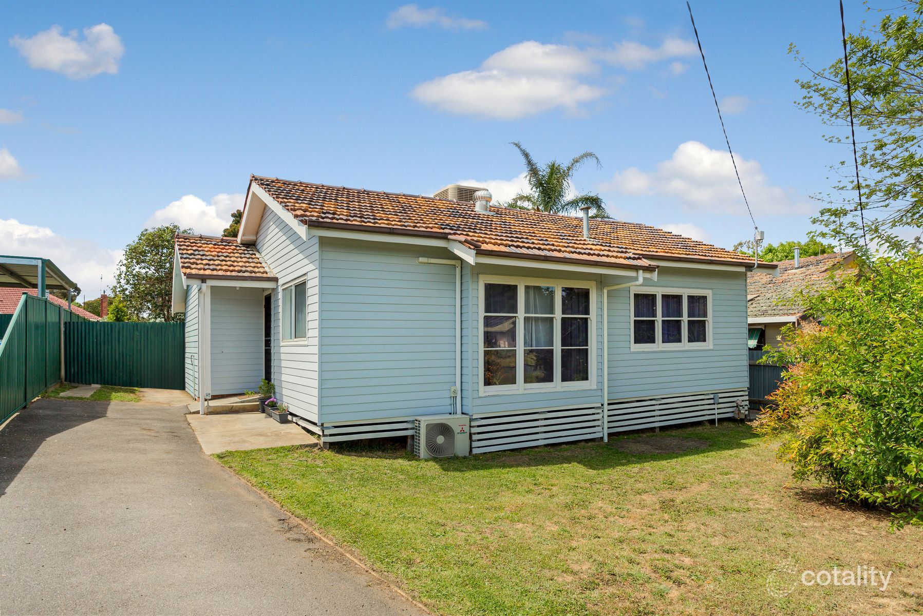 23 Waratah St, White Hills, VIC 3550