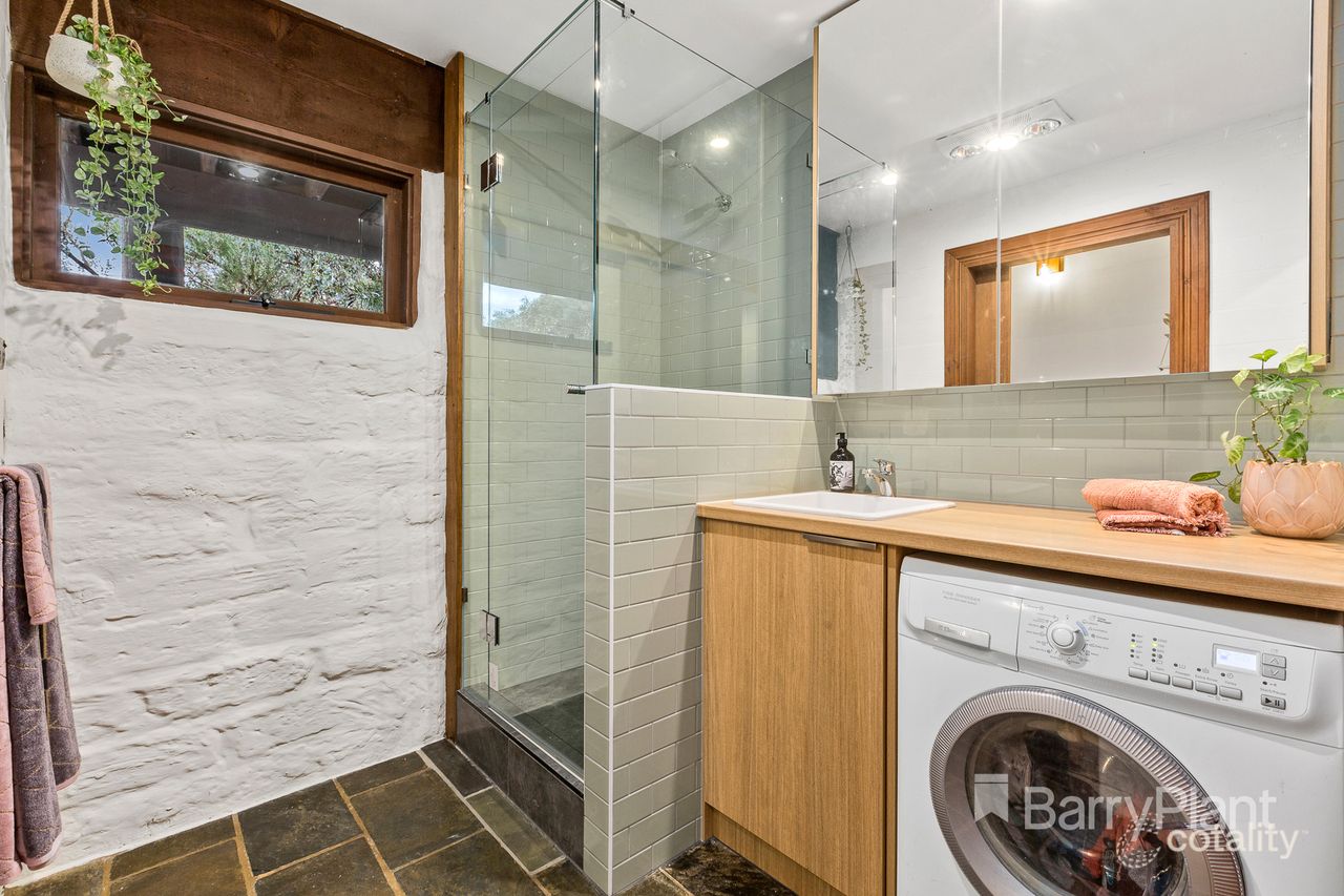 22 Lynnbrae Ave, Hurstbridge, VIC 3099