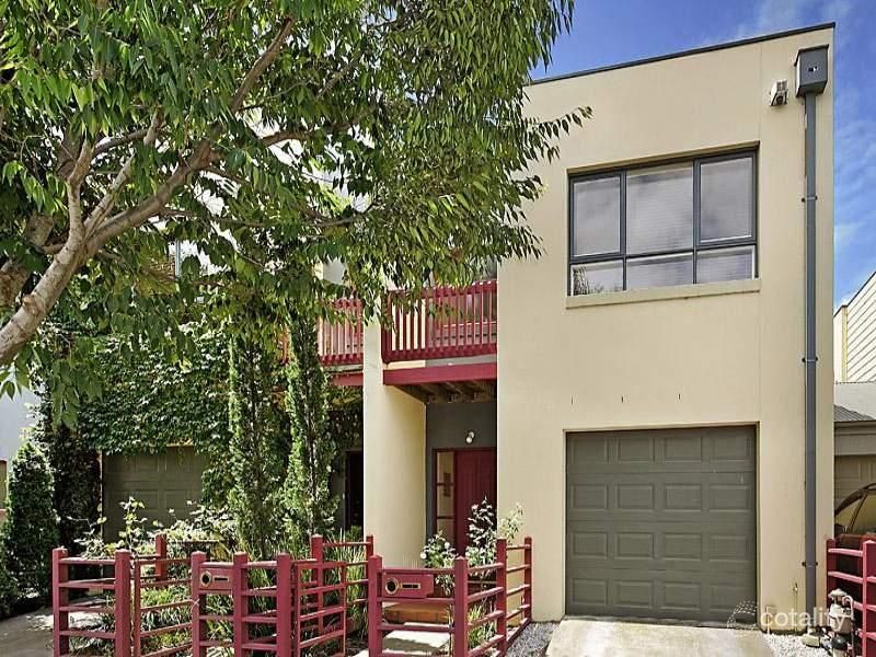 7 Mercantile Pde, Kensington, VIC 3031