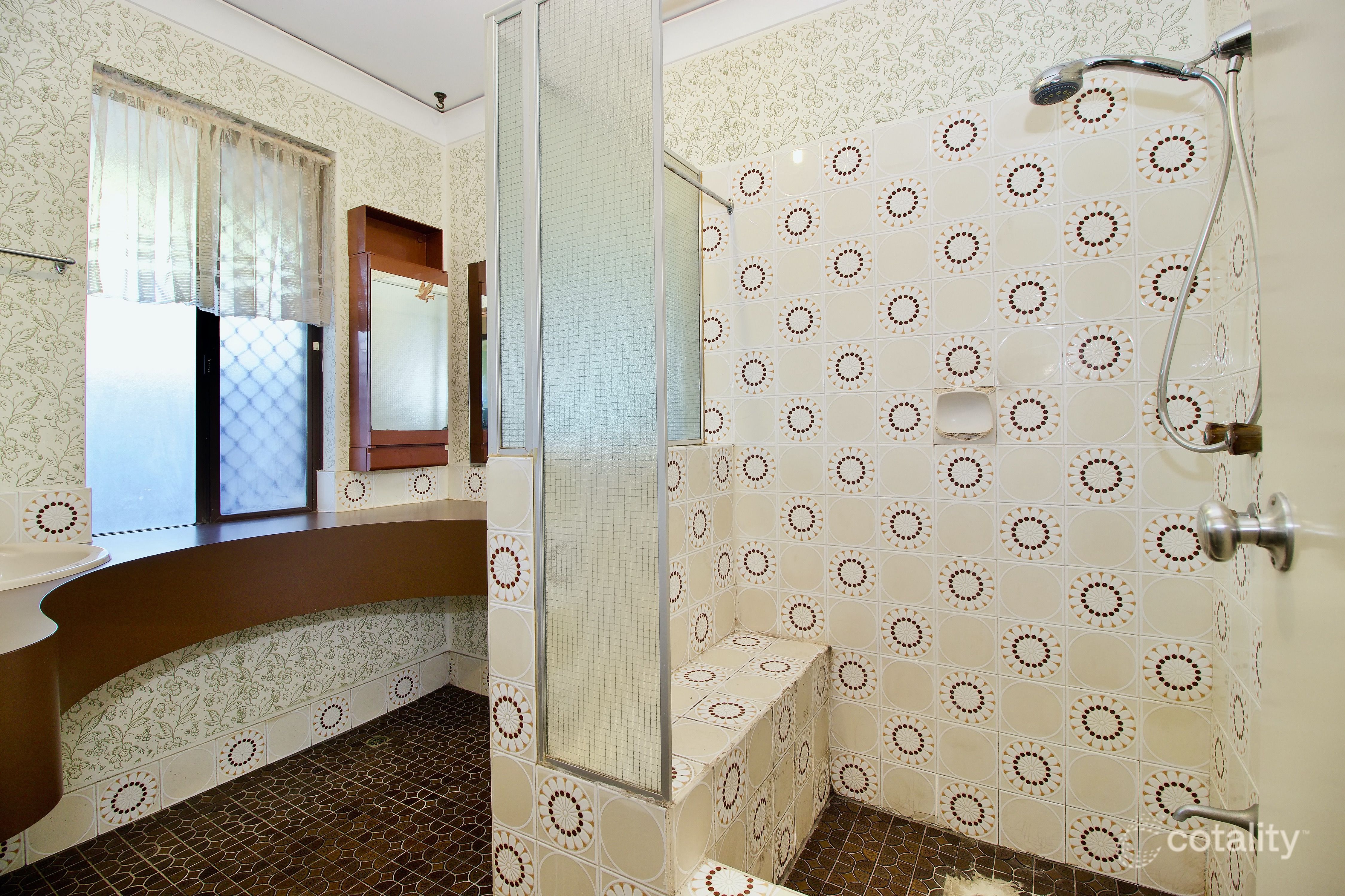 4 Doradeen Cl, Hillman, WA 6168