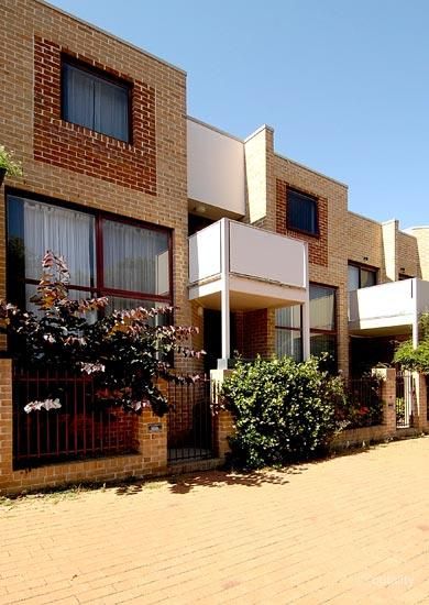 19 Cavanough St, Phillip, ACT 2606