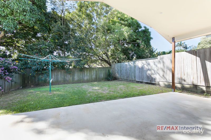 27 Tarm St, Wavell Heights, QLD 4012