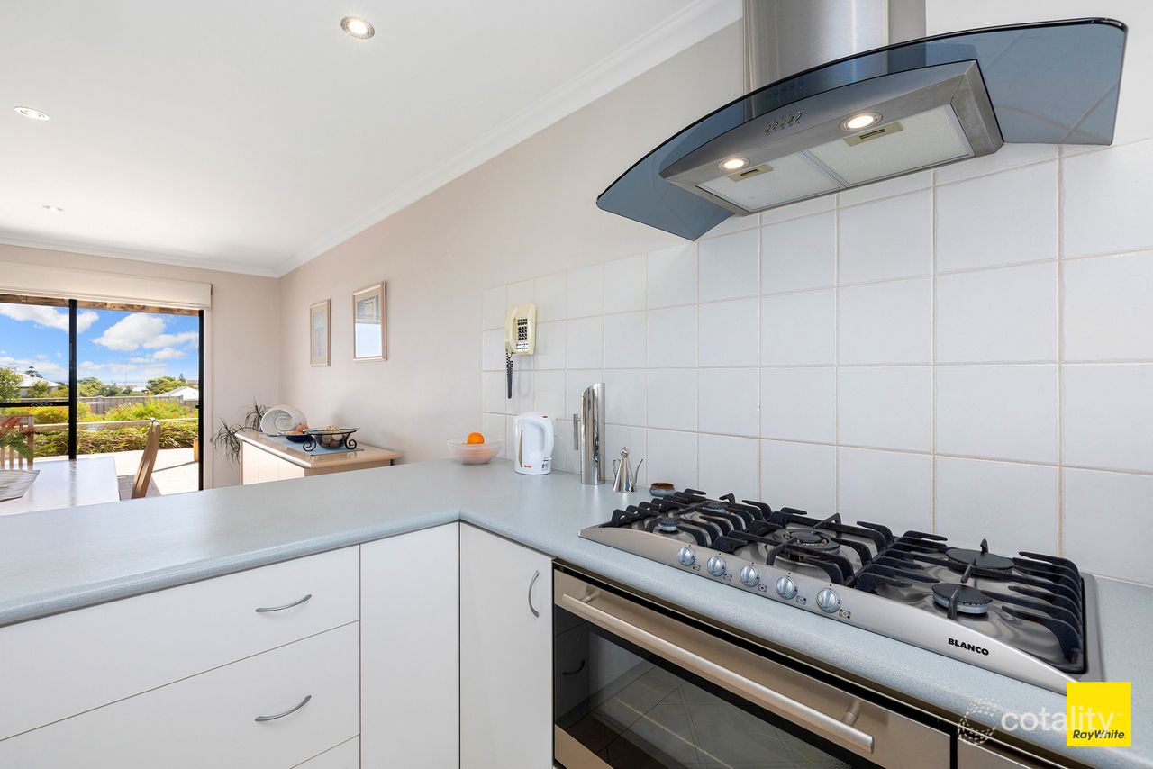 8 Harolds Way, Seabird, WA 6042