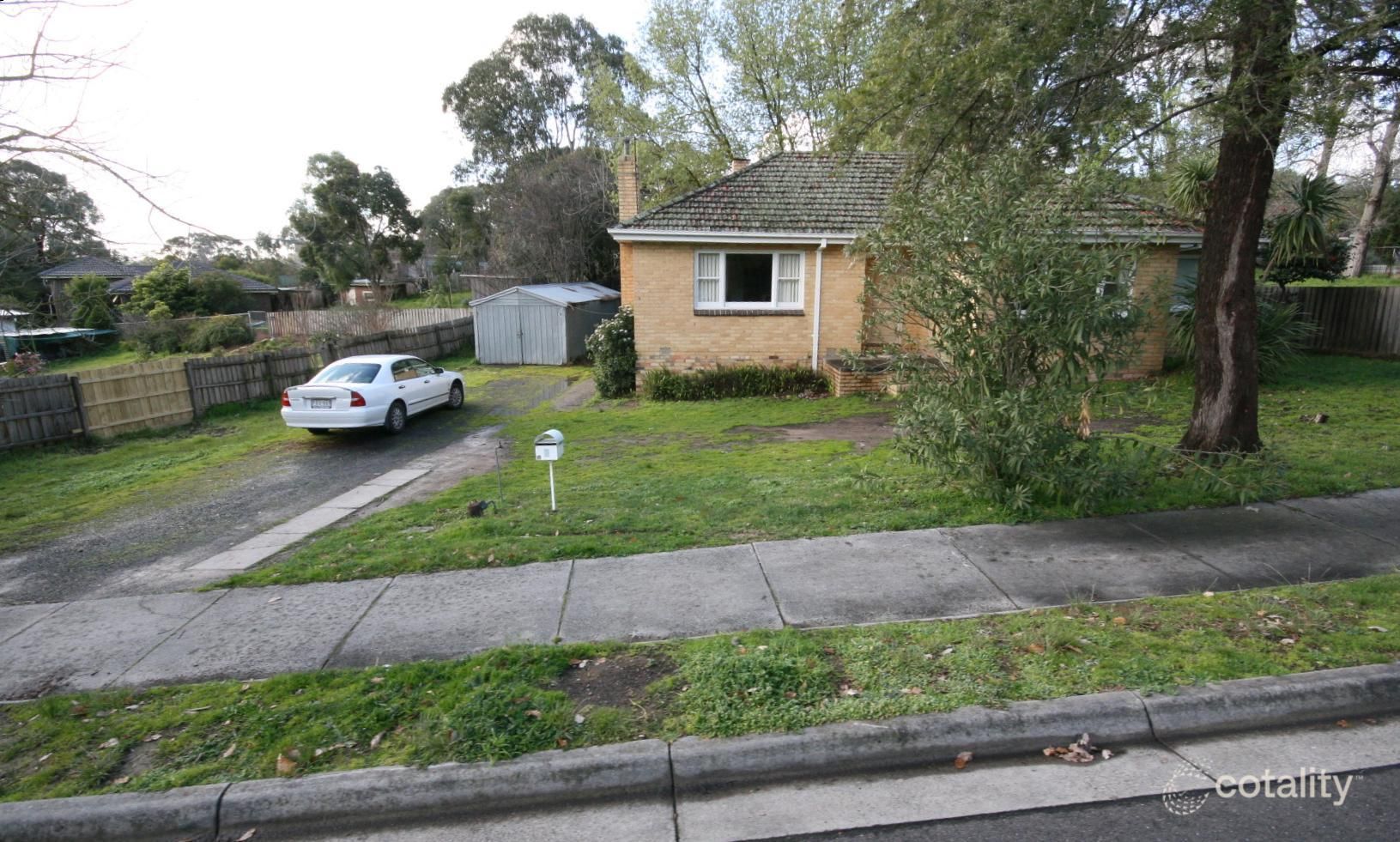 3b Roberts St, Ferntree Gully, VIC 3156