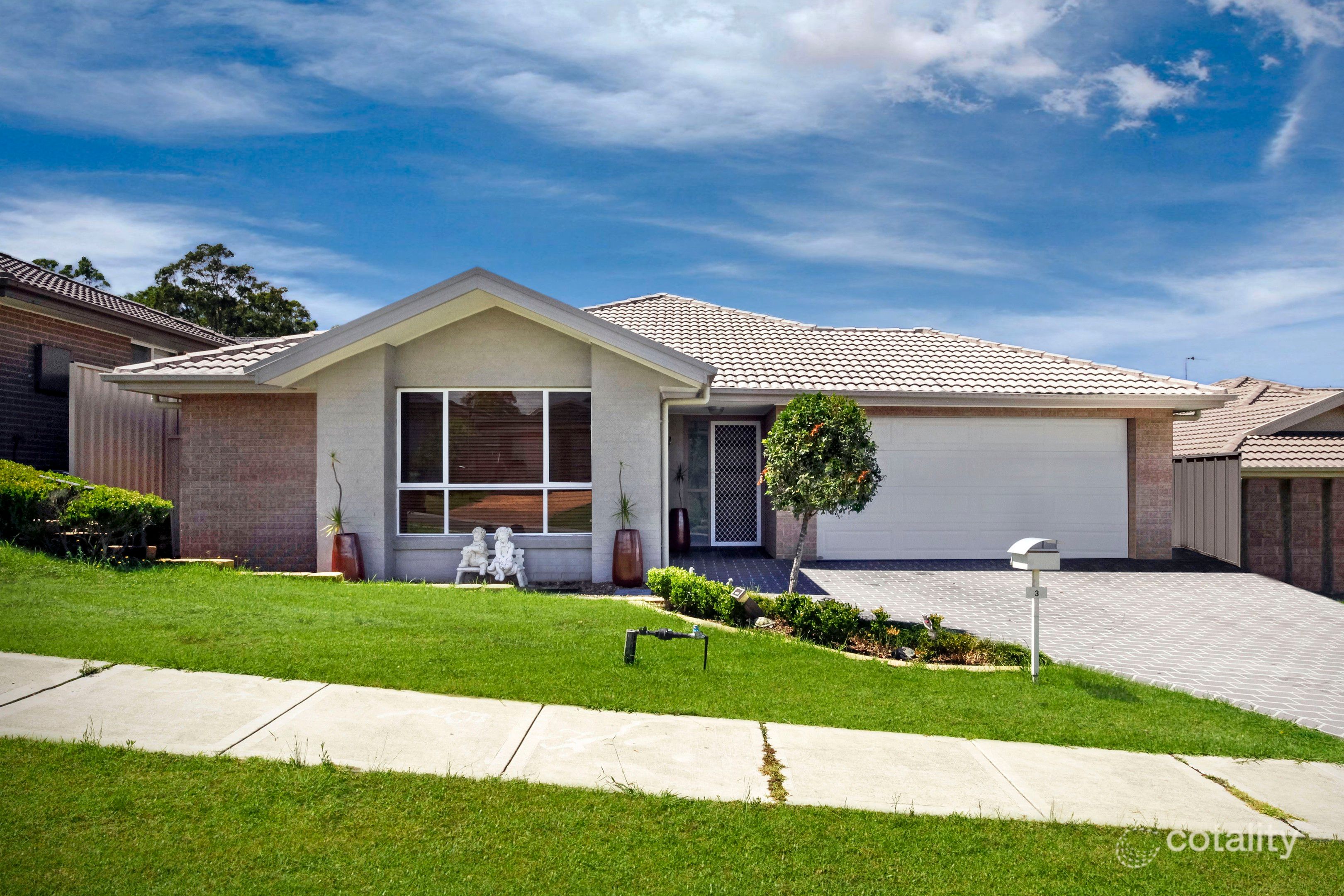 3 Yarra Pl, Wadalba, NSW 2259