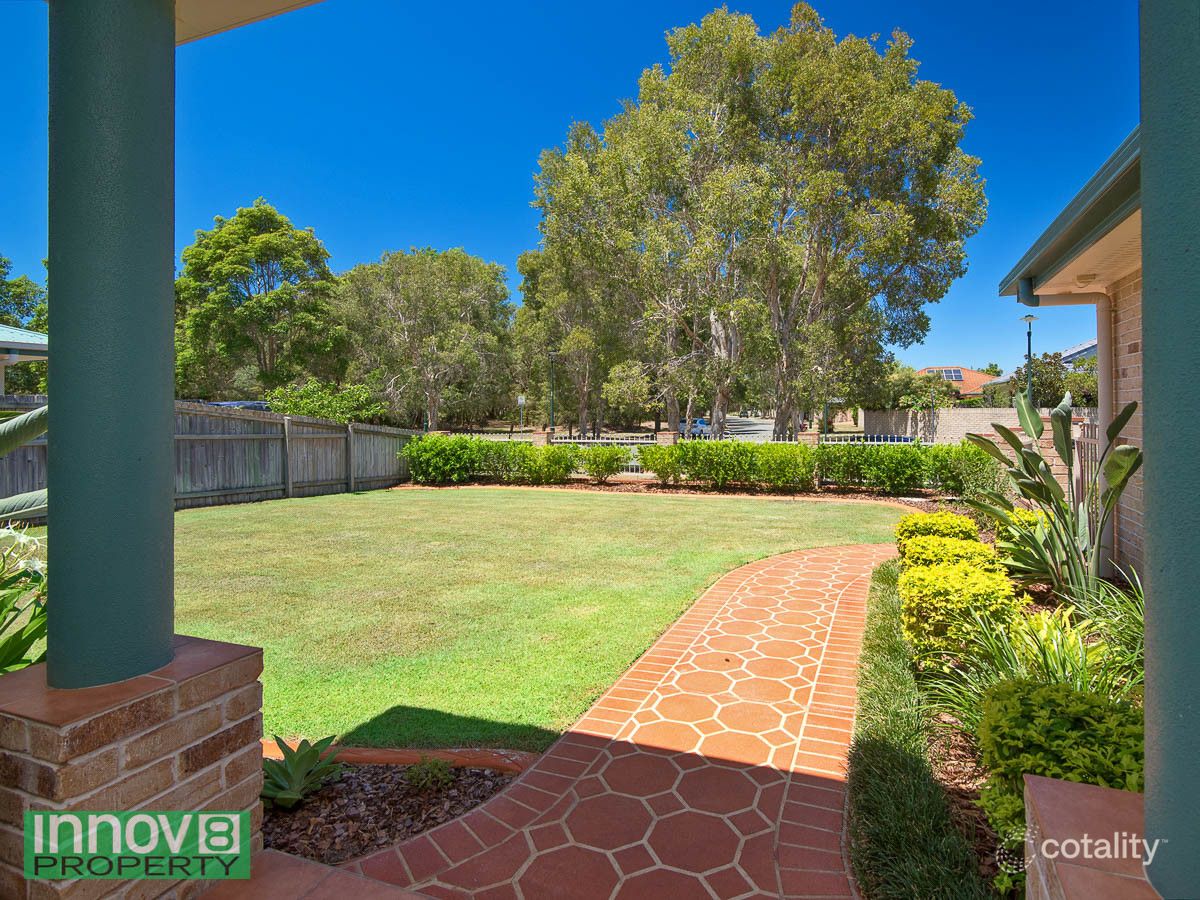 11 Lander St, Pelican Waters, QLD 4551