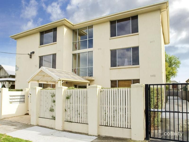 2/18 Tongue St, Yarraville, VIC 3013