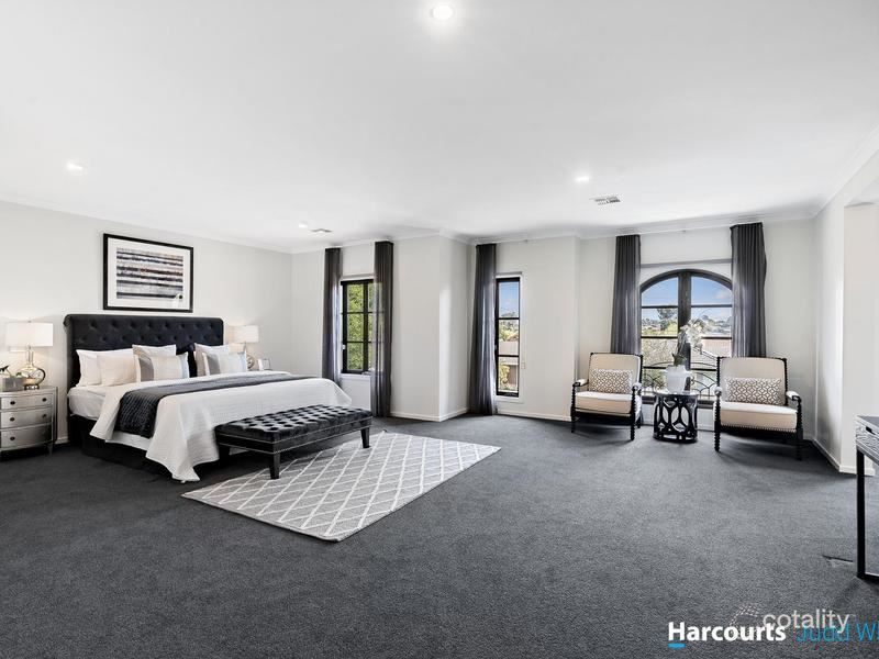 8 Wilfred Ct, Glen Waverley, VIC 3150
